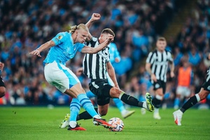 Inglaterra: Manchester City vence Newcastle com 'golaço' de Julián Álvarez