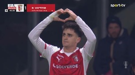Liga Portugal Betclic: Sp. Braga vs Benfica, Golo 2-1 Pau Victor (VAR) (2025-2026)