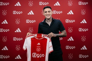 OFICIAL: Ajax oficializa a chegada do defesa argentino Gastón Ávila