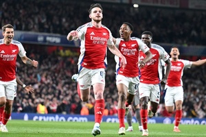 Rice lidera Arsenal frente ao Real Madrid, Inter impõe-se em Munique