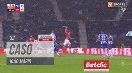 Liga Portugal Betclic: FC Porto vs Santa Clara, Caso João Mário, 32' (2024-2025)