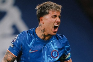 Chelsea supera Tottenham com golo de Enzo e mantém o quarto lugar na Premier League