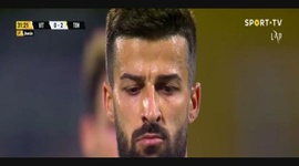 Liga Portugal Bwin: V. Guimarães (1-2) Tondela, Golo Tiago Silva (g.p.), 32m (2021-2022)