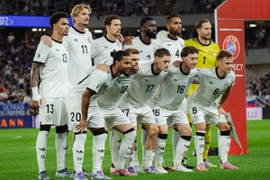 Alemanha humilhada em Bratislava e fica em último do grupo