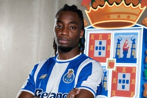 Yann Karamoh é oficialmente reforço do FC Porto