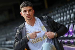 V. Guimarães: Médio Dani Silva renova até 2027