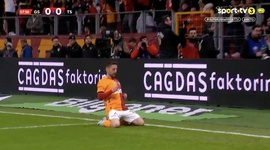Super Ligi: Galatasaray vs Trabzonspor, Golo 1-0 D. Mertens (2024-2025)