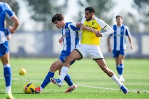 FC Porto e Vizela empatam em jogo particular no Olival
