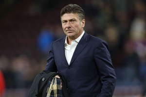 OFICIAL: Mazzarri regressa ao Napoli para render Rudi García no comando técnico dos 'Azzurri'
