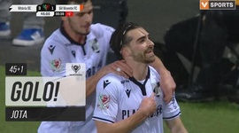 Taça de Portugal Placard: V. Guimarães vs Gil Vicente, Golo 3-1 Jota (2023-2024)