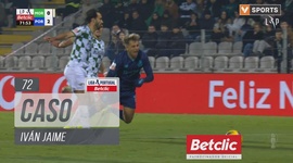 Liga Portugal Betclic: Moreirense vs FC Porto, Cartão Amarelo Iván Jaime, 72' (2024-2025)