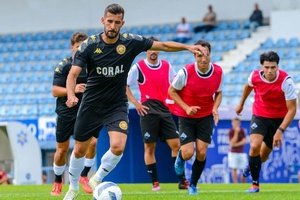 Nacional vence Académica em jogo de preparação com seis golos