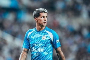 Mercado: Cancelo aceita proposta do Barcelona, mas ainda falta o "sim" do Manchester City
