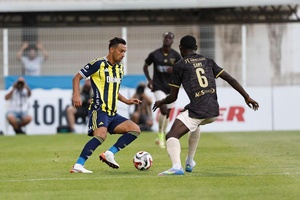 Portimonense derrotado pelo Fenerbahçe de José Mourinho