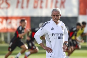 Benfica recebe Rio Ave em busca do segundo lugar