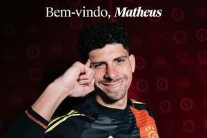 OFICIAL: Sporting de Braga empresta guarda-redes Matheus ao Ajax até ao fim da época