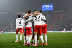 Bolonha perde com Cremonese e afasta-se dos líderes em Itália
