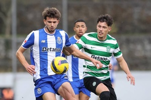 FC Porto B derrota Sporting B com reviravolta no marcador