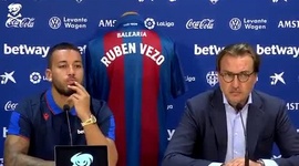 Apresentação de Rúben Vezo como reforço do Levante