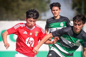 Benfica vence Sporting por 4-1 na quarta jornada do Campeonato Nacional Sub-15