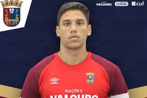 OFICIAL: Guarda-redes brasileiro assina pelo Torreense e deixa Fluminense