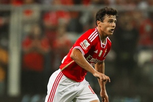 Mercado: Manchester United mostra interesse em João Neves, apelidado de "Bruno Fernandes 2.0"