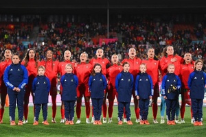 Nádia Gomes substitui Lúcia Alves na seleção feminina para duelos com Espanha