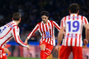 Atlético de Madrid ganha no lanterna-vermelha Oviedo com golo aos 90+4