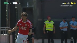 Liga Portugal 2 Meu Super: Desp. Chaves vs Benfica, Golo 0-1 Gonçalo Moreira (g.p.) (2025-2026)