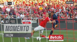 Liga Portugal Betclic: Benfica vs Arouca, Jogada Yalçın, 47' (2024-2025)