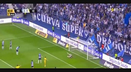 Liga Portugal Bwin: FC Porto (2-2) Vizela, Golo Nuno Moreira (VAR), 49m (2021-2022)