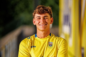 OFICIAL: Jovem médio do Betis reforça Arouca