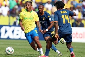 Mamelodi Sundowns sofre, mas garante 'meias' da Champions africana
