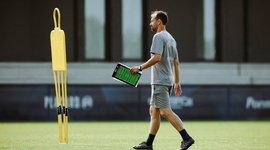 Liga Portugal Betclic: Antevisão de Hugo Oliveira ao Famalicão vs Estoril (2025-2026)