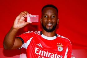 OFICIAL: Benfica fecha mercado com contratação de Dodi Lukébakio