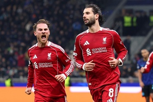 Liga dos Campeões: Liverpool volta às vitórias, Sporting não resiste na Alemanha
