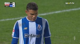Liga Portugal Betclic: Casa Pia vs FC Porto, Golo 2-0 Thiago Silva (p.b.) (2025-2026)