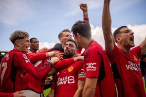 Bruno Fernandes marca e salva United perto do fim diante do Fulham de Marco Silva