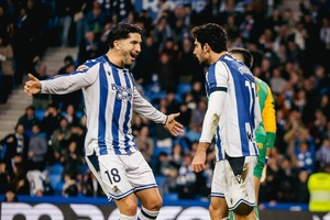 Gonçalo Guedes marca mas Real Sociedad perde frente ao Girona na La Liga