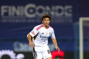 Benfica: João Neves brilha na I Liga e conquista prémio de melhor médio de setembro