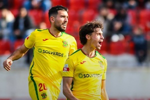 II Liga: Paços de Ferreira vence Penafiel em dérbi com reviravolta