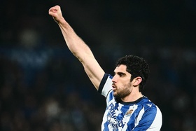 Gonçalo Guedes brilha com 'bis' na vitória da Real Sociedad