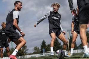 Sporting volta aos treinos para jogo do título com Muniz e Felicíssimo integrados