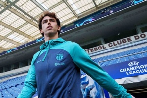 João Félix diz que derrota do FC Porto na Luz dificultará mais a tarefa do Barcelona