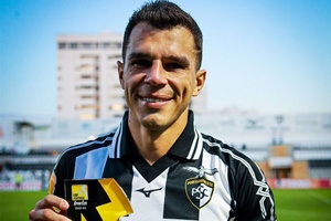 Portimonense apresenta 18 reforços: Welinton Júnior volta ao clube