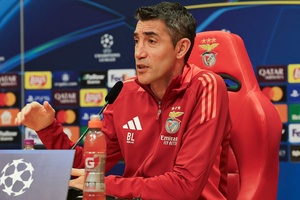 Bruno Lage adverte que Benfica não pode “jogar com o resultado” do Mónaco