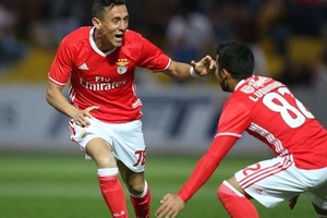Mercado: Tiago Dias, do Benfica, em exames médicos no Milan