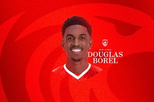 OFICIAL: Douglas Borel chega ao Santa Clara e assina até 2028