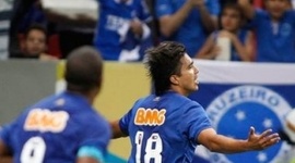 Brasileirão: Atlético-PR 2 - 3 Cruzeiro (2014)