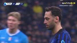 Serie A: Inter vs Napoli, Golo 2-1 H. Çalhanoğlu (g.p.) (2025-2026)